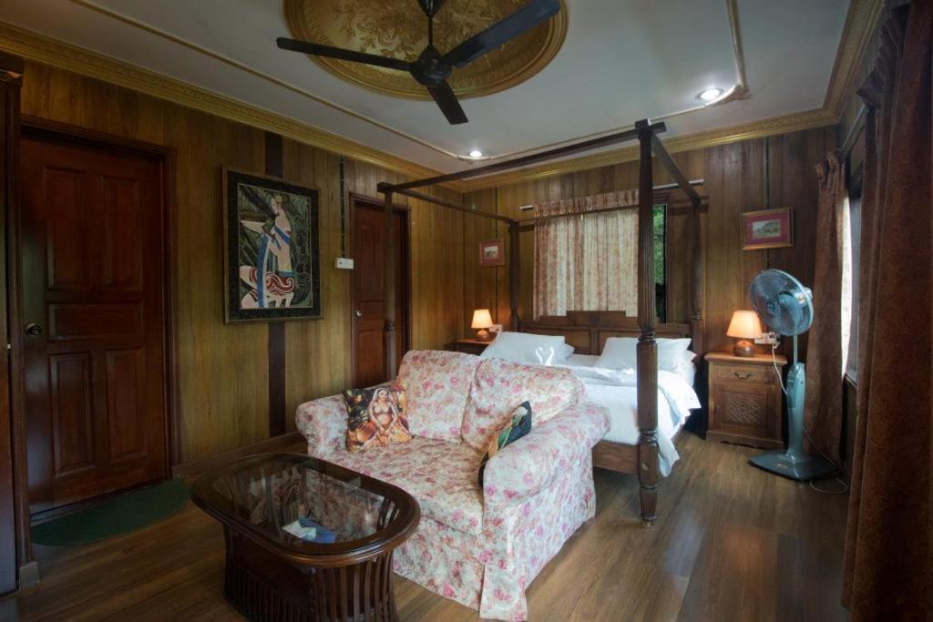 De Serenity - Exclusive Jungle Retreat Seremban Esterno foto