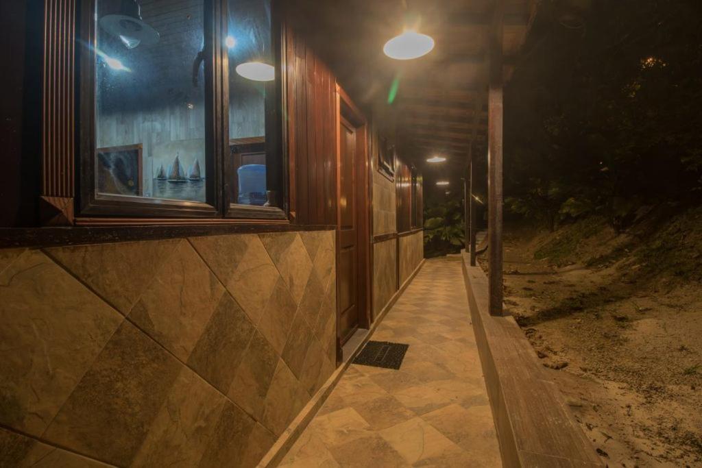 De Serenity - Exclusive Jungle Retreat Seremban Esterno foto