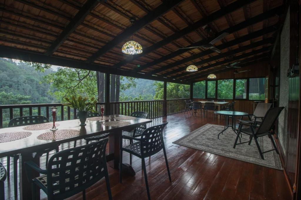 De Serenity - Exclusive Jungle Retreat Seremban Esterno foto